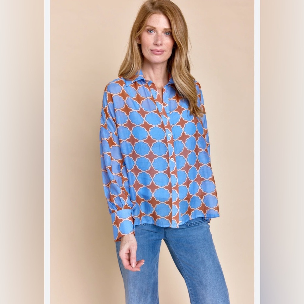 SOFIA Made in Italy Fernandina in Athens Silk Button Down Blouse - OS